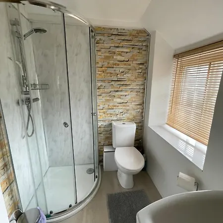 Cottage En-Suite Room With Private Lounge Bridport Exterior photo